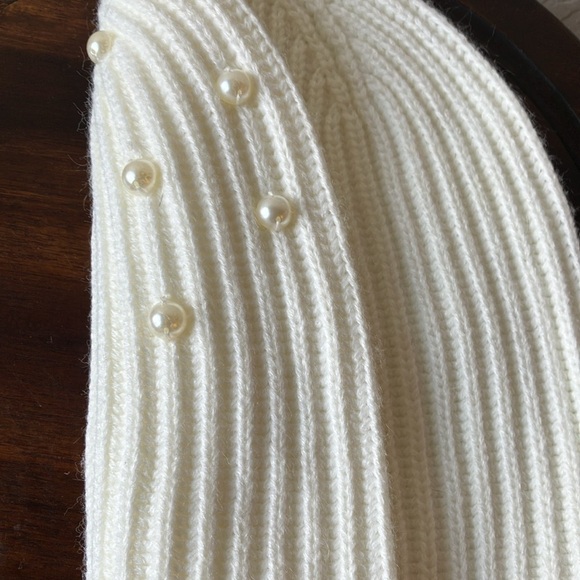 Kate Spade: French Cream Faux Pearl Beanie Hat- winter-one size - Picture 12 of 16